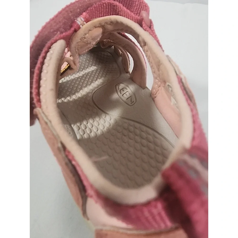 Keen Newport H2 Youth Shoes Size 4 Outdoor Hiking‎ Camping Sport Sandals Pink